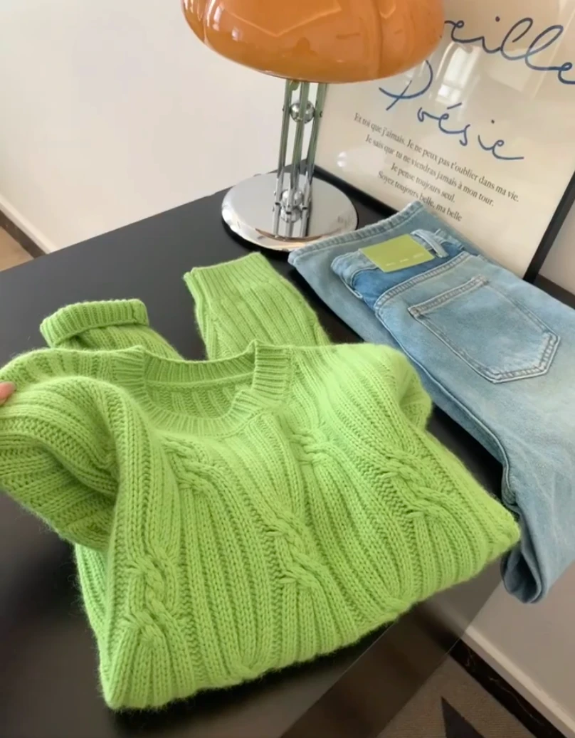 2025慵懒风宽松圆领针织毛衣女秋季新款休闲简约百搭套头长袖上衣