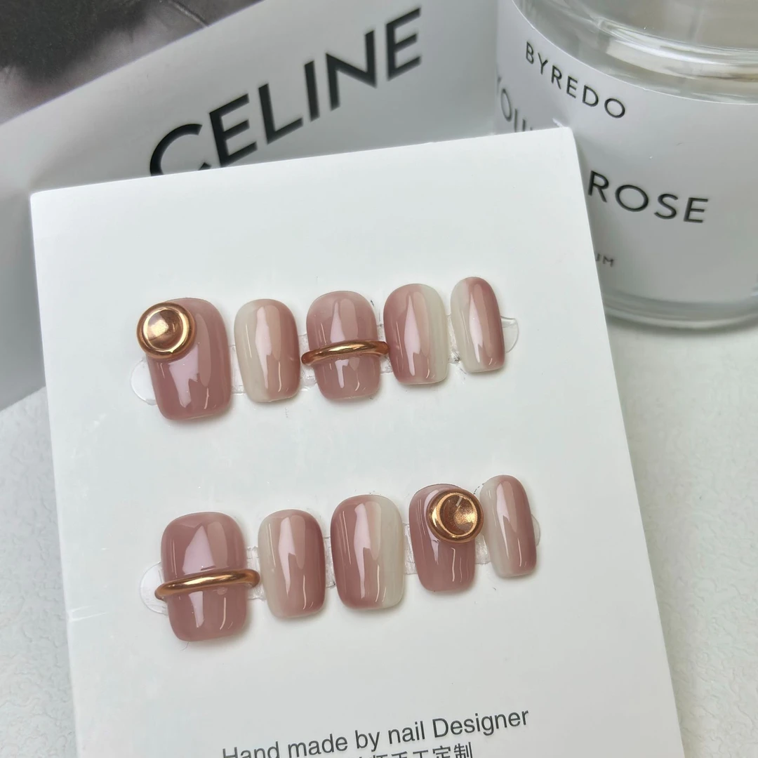 【桃桃乌龙】美学设计穿戴甲手工温柔纯欲极光可拆卸穿戴甲成品美甲