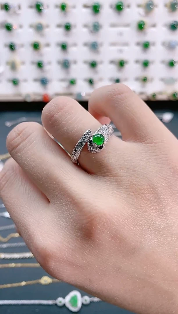 【闪购商品】翡翠戒指银S925镶嵌天然翡翠