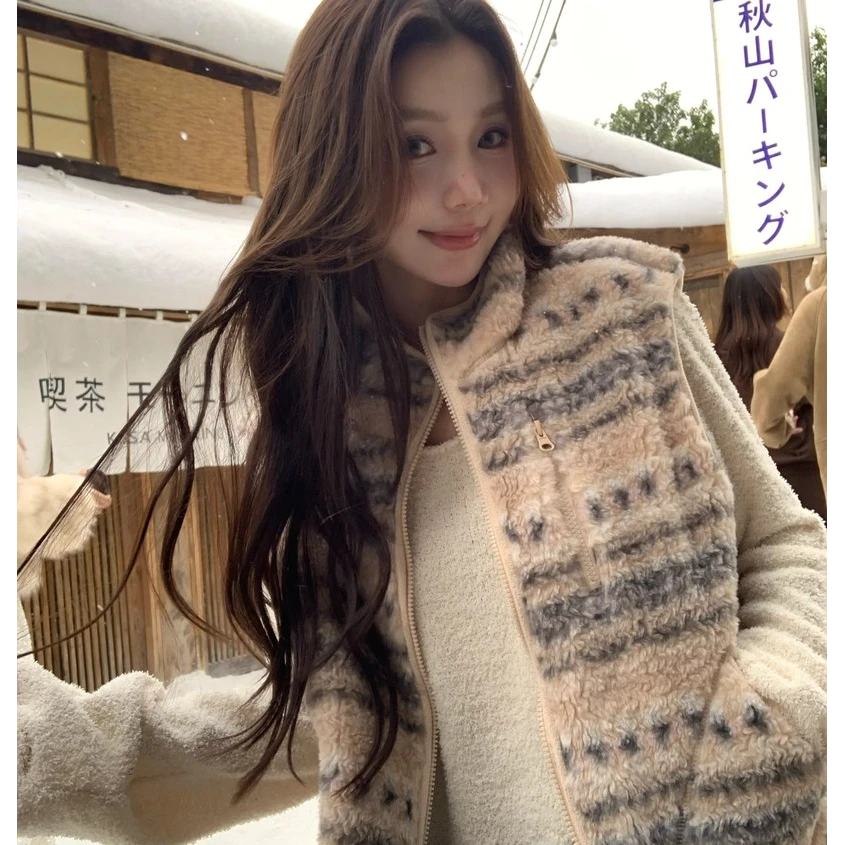 韩系复古费尔岛花纹绒马甲女秋冬慵懒休闲立领叠穿保暖背心外套潮
