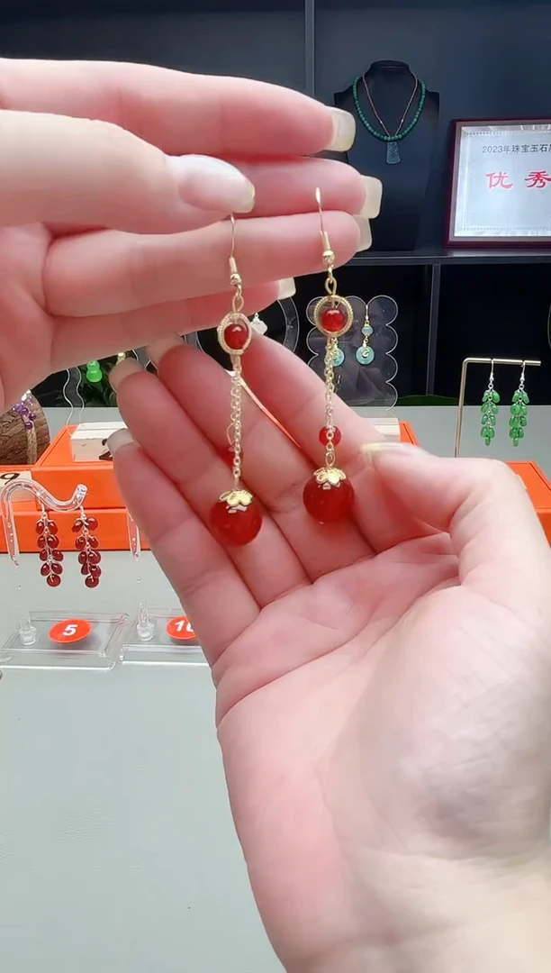 未镶嵌耳钉玛瑙/玉髓331