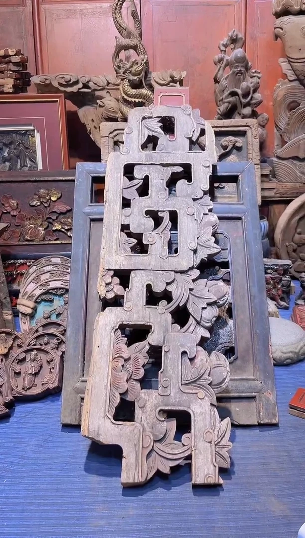 【闪购商品】香樟木老木雕老物件花板