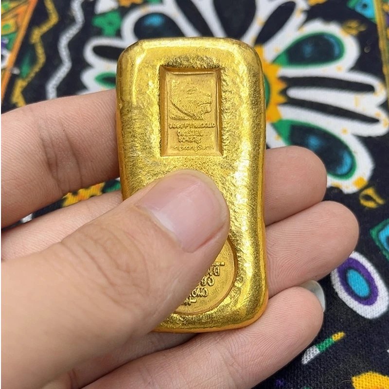 LR 复古式珍藏典藏长款狮子创意摆件