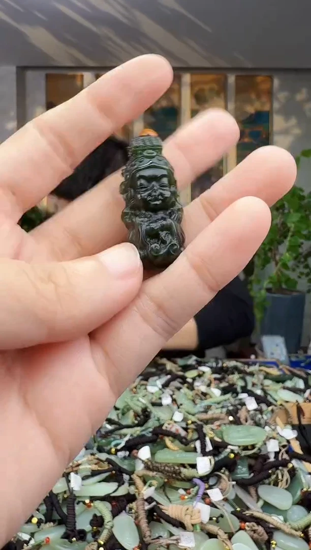 未镶嵌和田玉挂件拍一发一