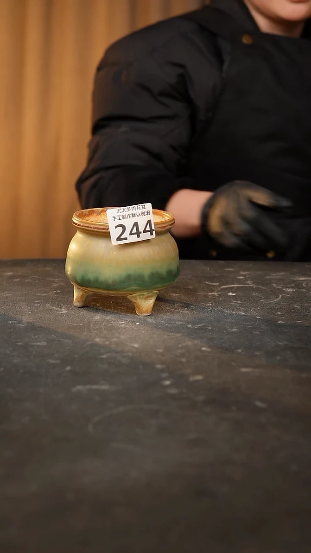 【闪购商品】瓷片244泥泥手工花盆口7-8高7-8