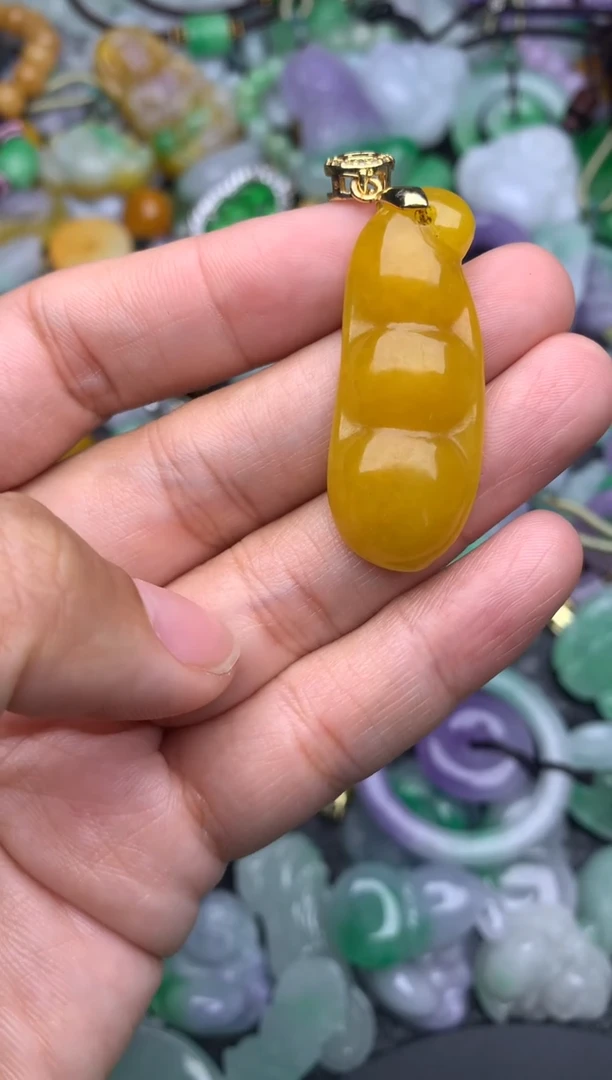 颈饰未镶嵌翡翠缅甸翡翠吊坠