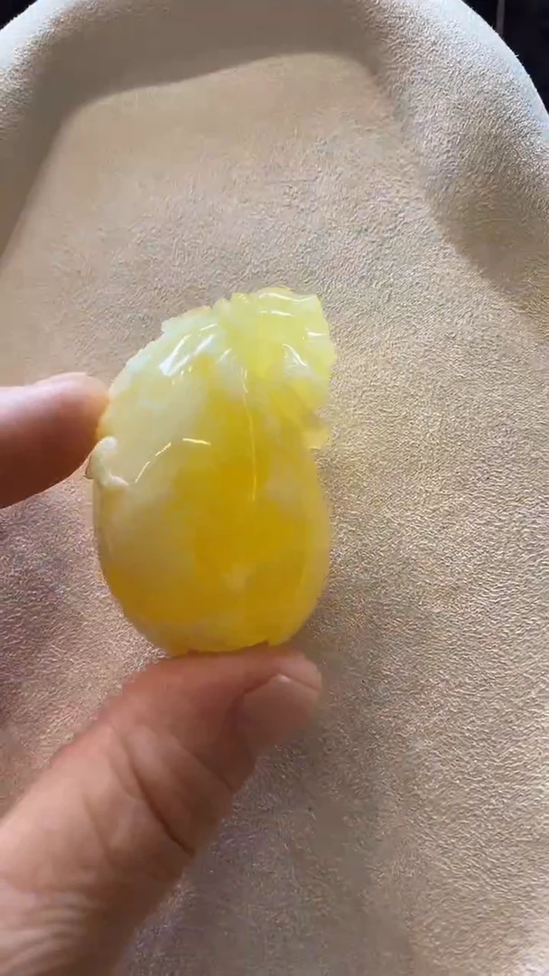 琥珀颈饰未镶嵌吊坠