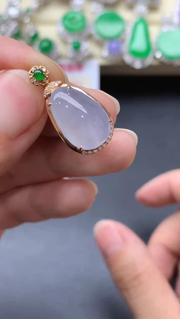 颈饰18K金镶嵌翡翠322-中国好珍宝