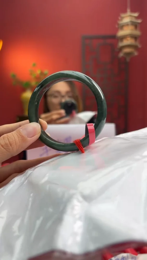 未镶嵌手镯翡翠翡翠手镯4