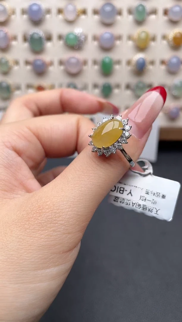 【闪购商品】翡翠戒指银S925镶嵌一物一证一礼盒