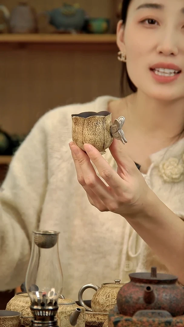 言野手作 粉引仿古蝴蝶银杯