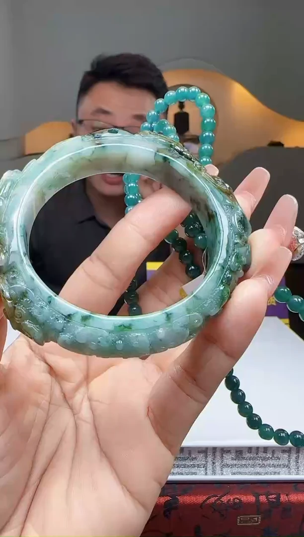 定制翡翠未镶嵌Q08031翡翠