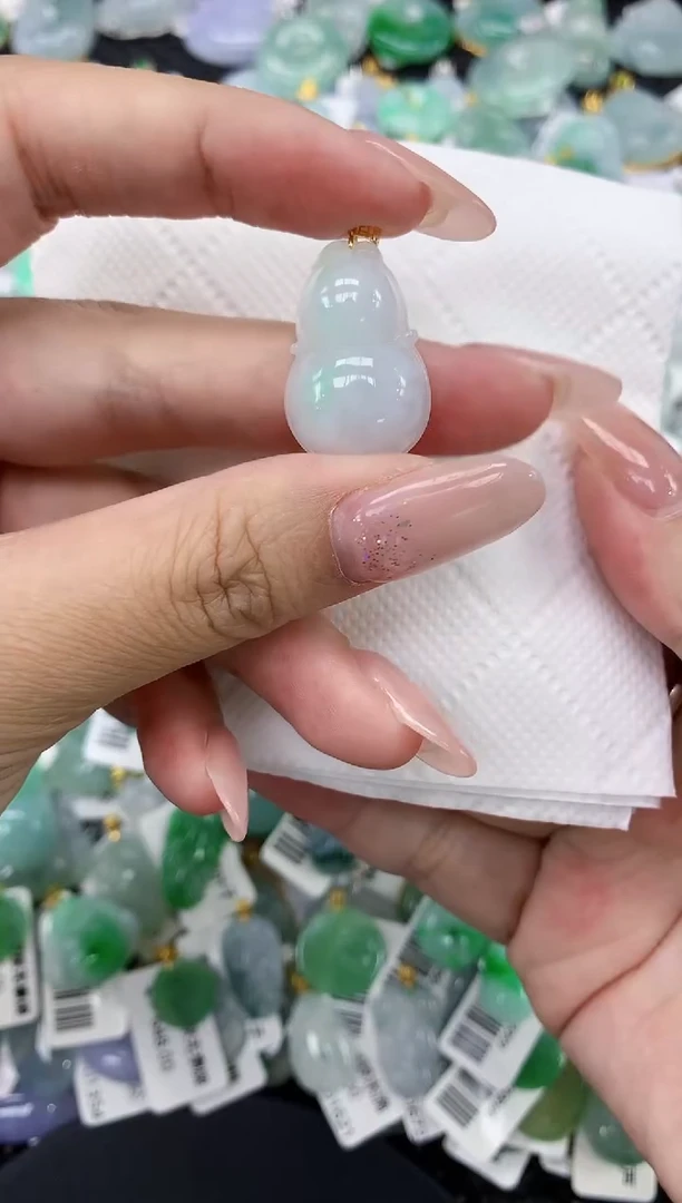 颈饰未镶嵌翡翠1111111111