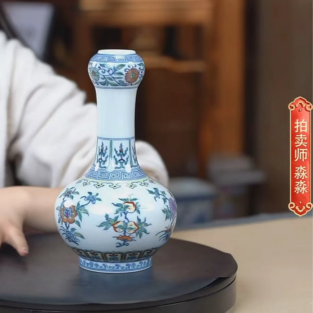 国呈拍卖古董瓷器