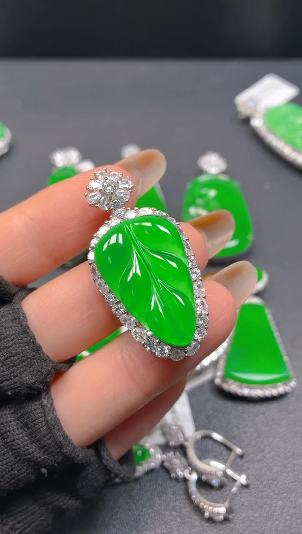 吊坠(不含链)银S925镶嵌翡翠1