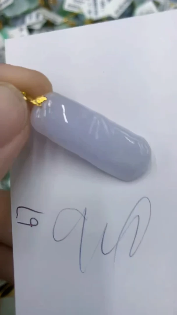 颈饰18K金镶嵌翡翠1111111111