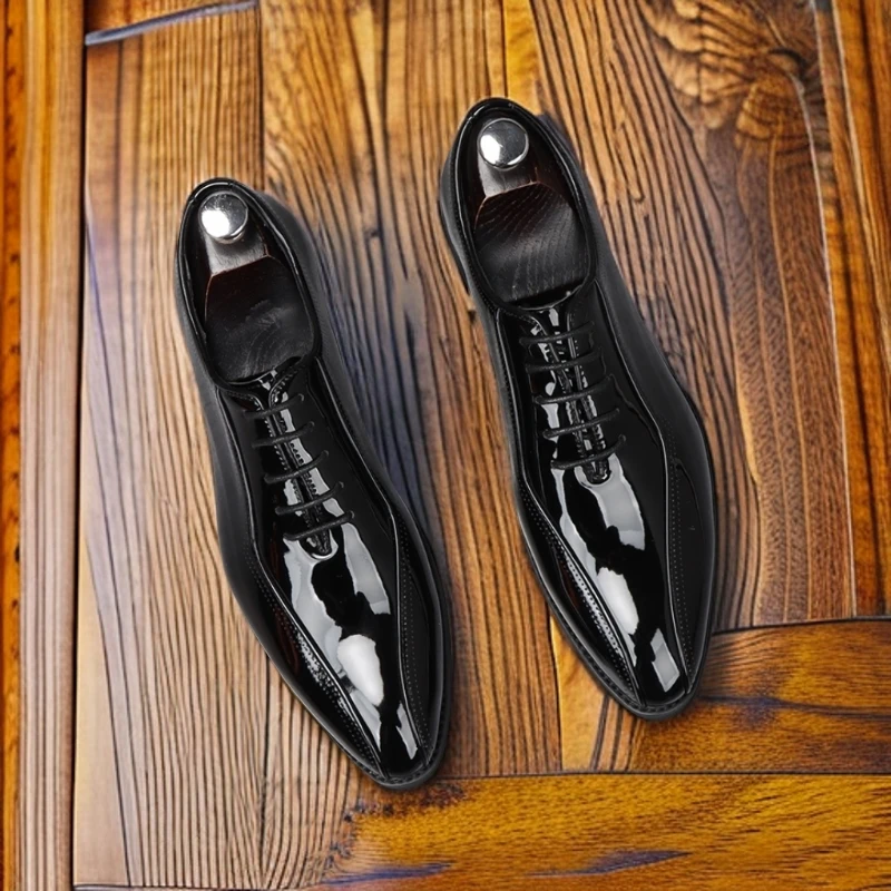 青年方头皮鞋男高级感英伦正装内增高男鞋亮皮百搭商务休闲婚礼鞋