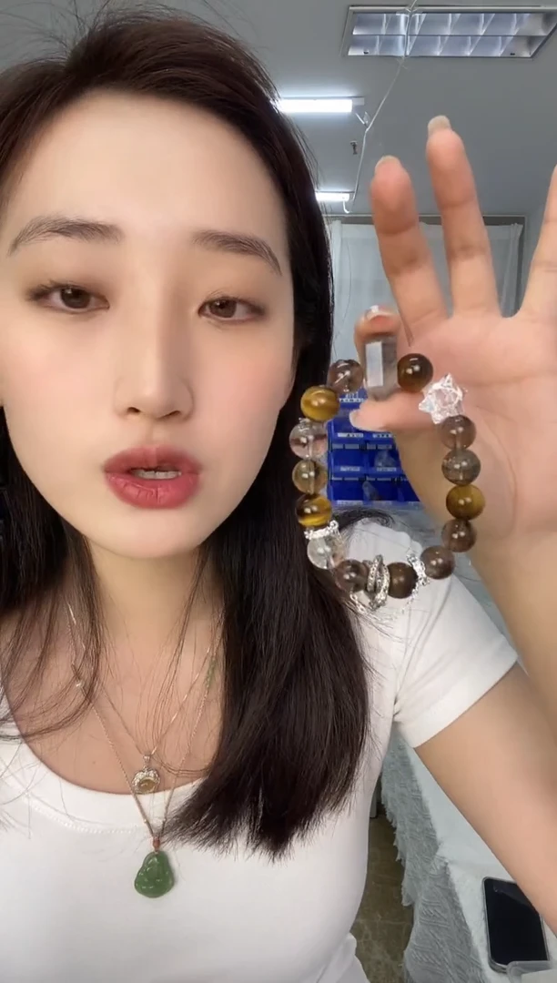 水晶手链未镶嵌天然珠宝多样性发其一