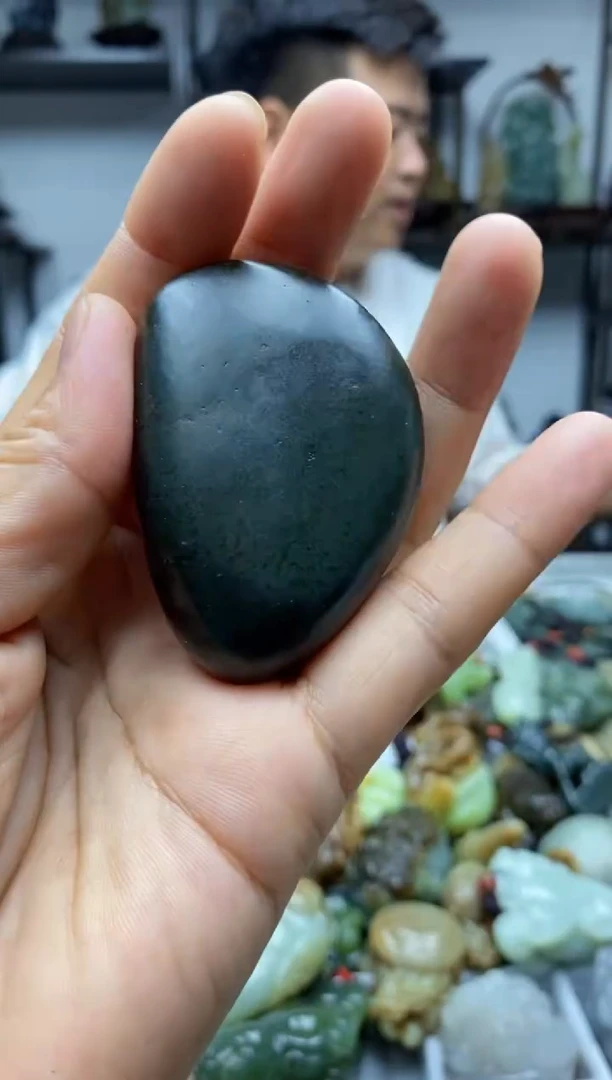 未镶嵌和田玉把件1