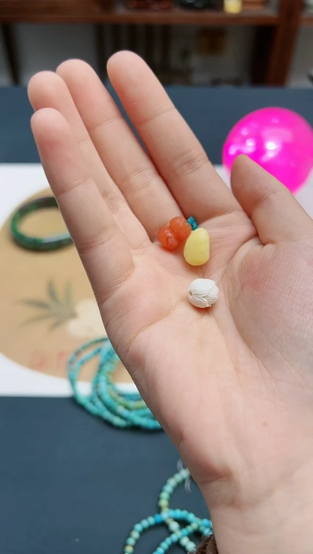 【闪购商品】蜜蜡裸石未镶嵌蜜蜡多宝套装*1 YX