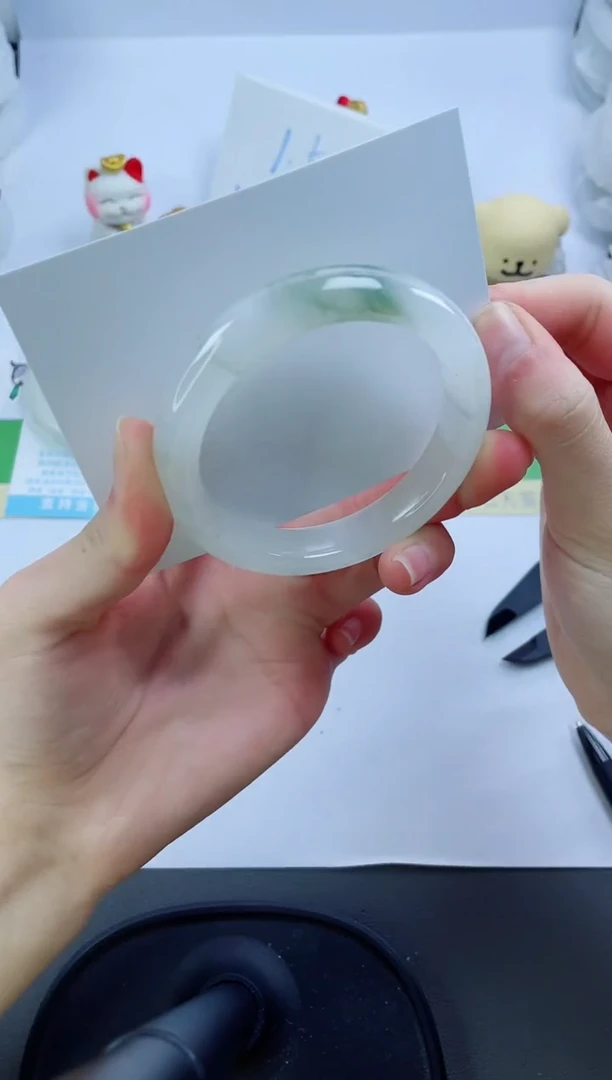 【闪购商品】石英质玉手镯未镶嵌78-53.8