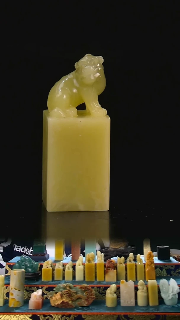 青田石封门冻瑞兽章2*2*5.1