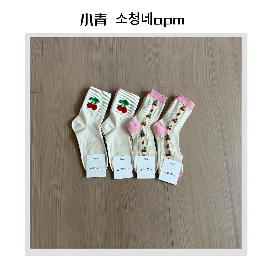 韩国东大门 樱桃花边百搭中桶袜