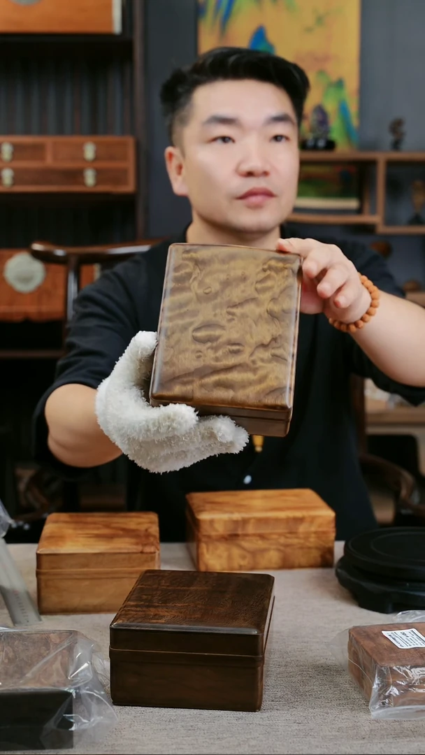 金丝楠s*y小叶桢楠满花