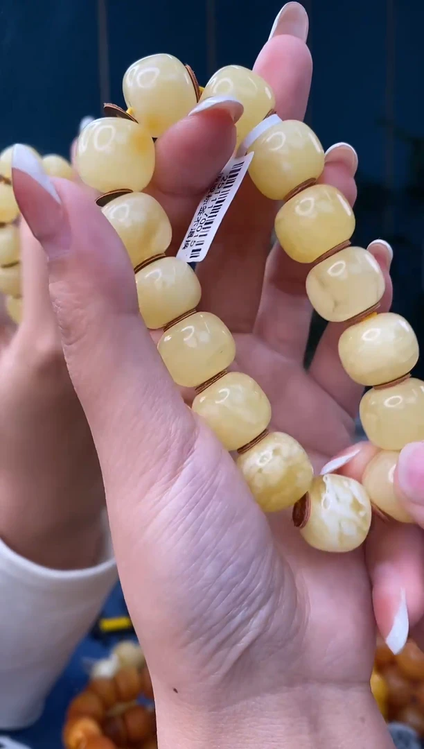 裸石琥珀未镶嵌12/26多样性发其一11微瑕