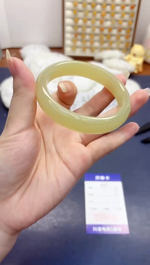 石英质玉手镯未镶嵌231-晴水-圈口60