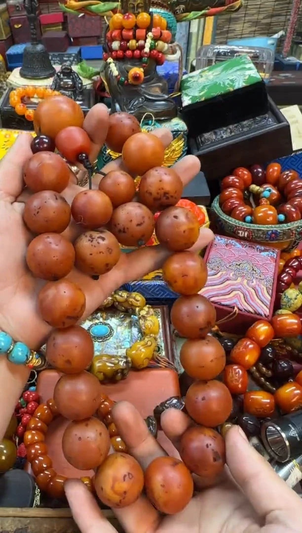 【闪购商品】蜜蜡裸石未镶嵌推荐好物如图所示