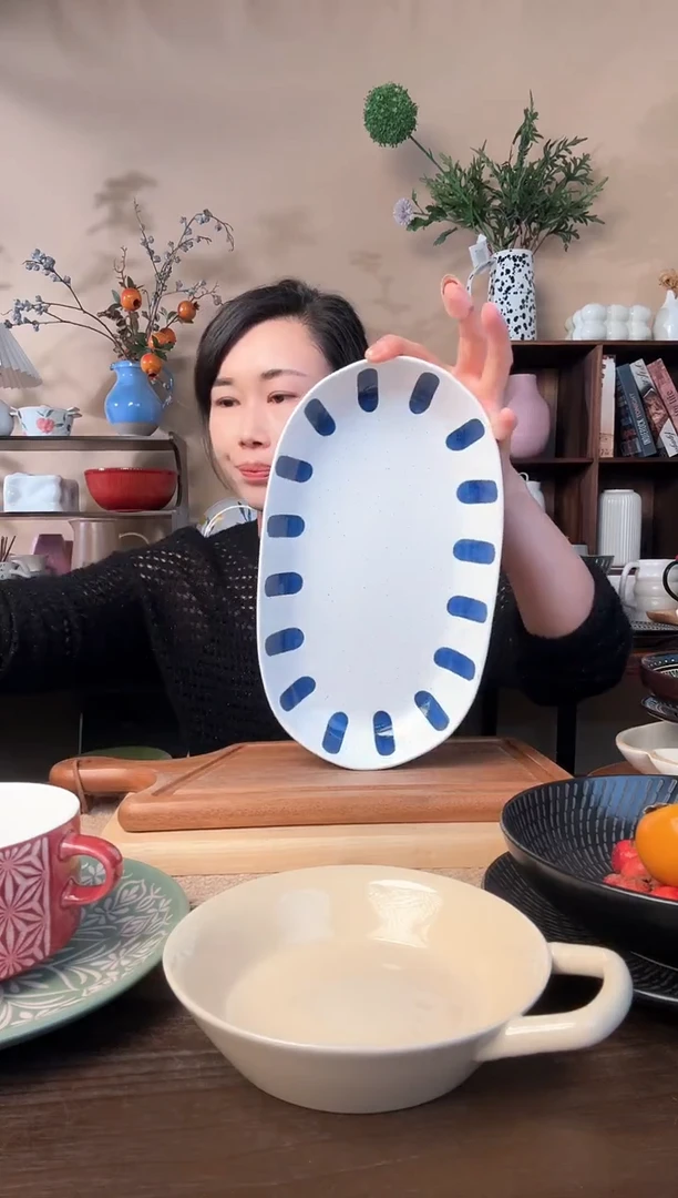 11.5英寸笔刷蓝麻点鱼盘染色微瑕