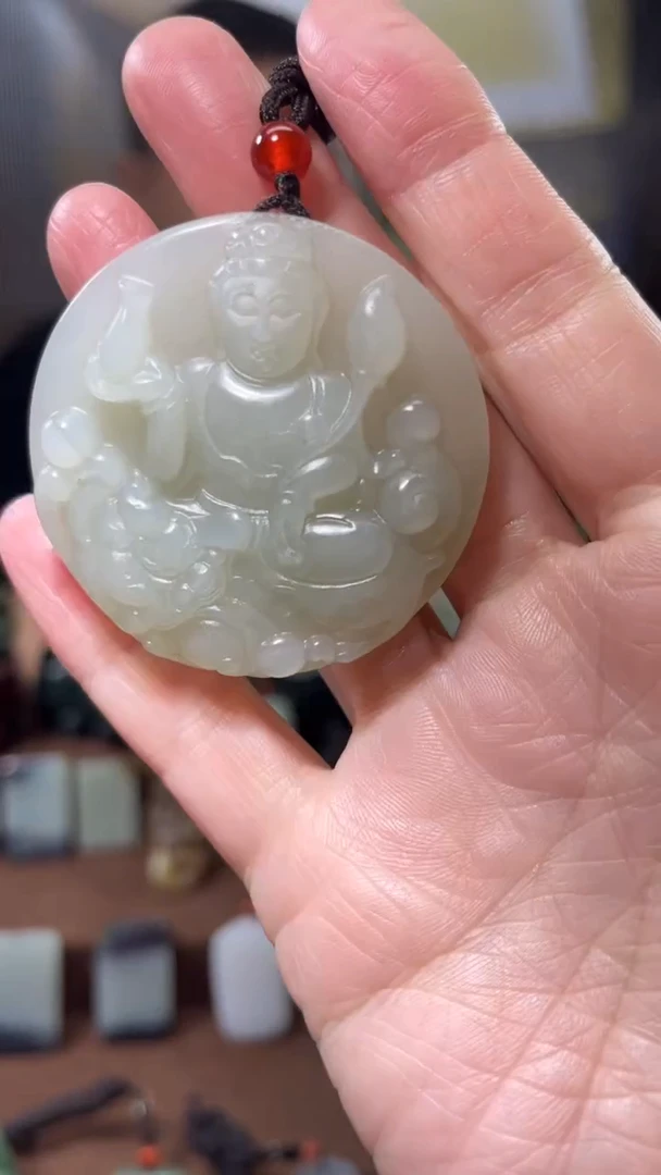 颈饰未镶嵌和田玉`