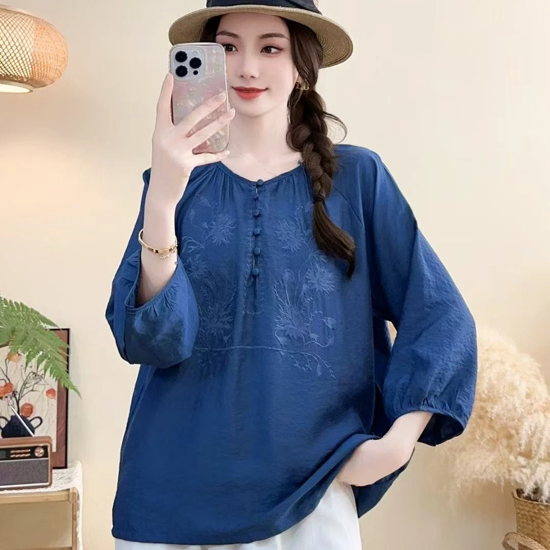 棉麻文艺生活家春秋季新品文艺苎麻衬衣女士绣花圆领套头中袖衬衫