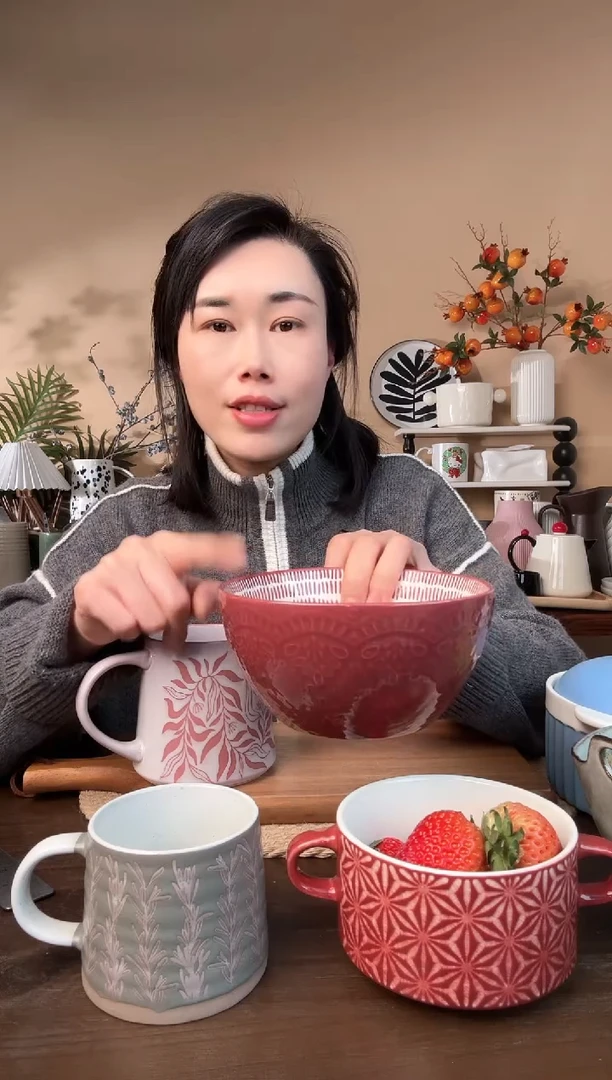 【闪购商品】瓷片6英寸浮雕花碗微瑕