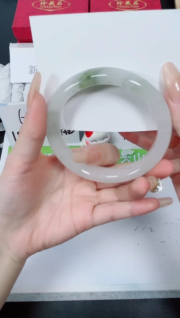 【闪购商品】石英质玉手镯未镶嵌K100-63.8