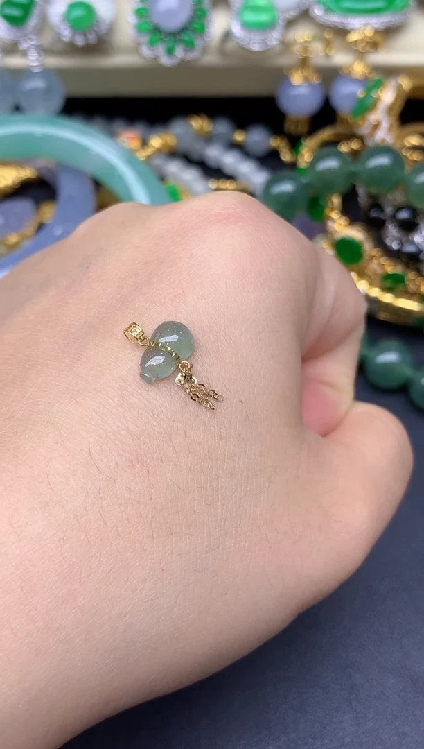 颈饰18K金镶嵌翡翠224-雪姐翡翠天天见