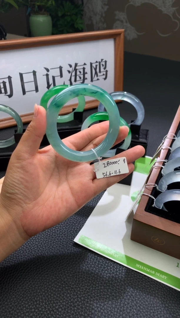 未镶嵌手镯翡翠缅甸翡翠A货
