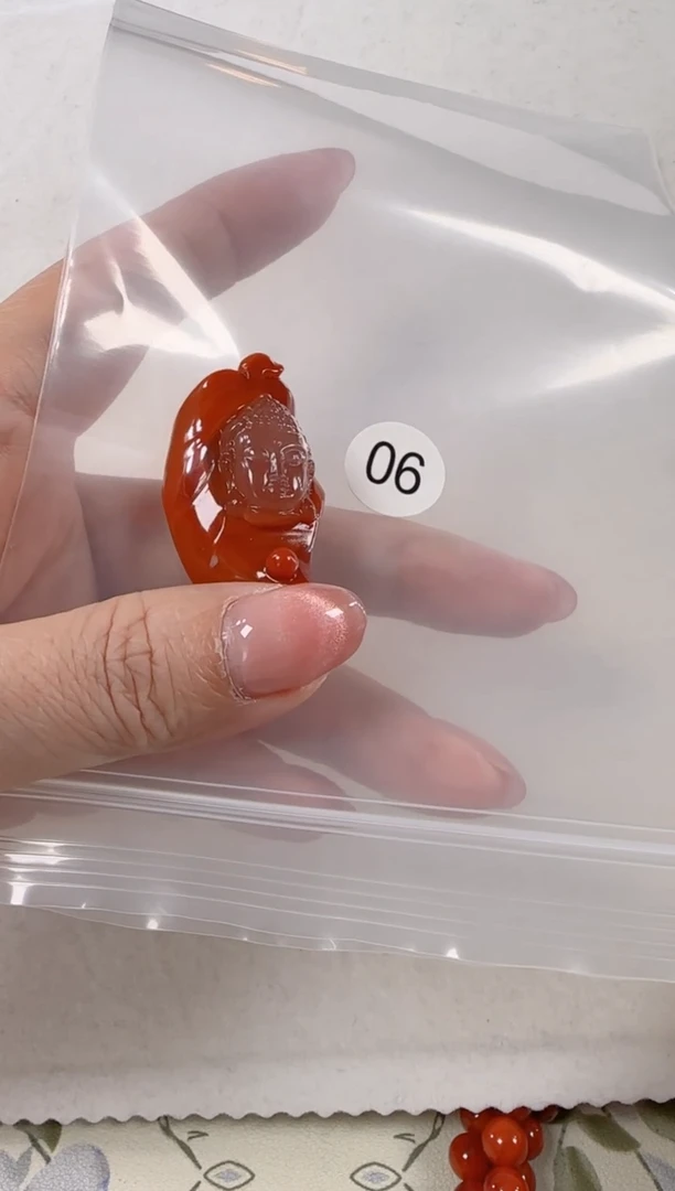南红玛瑙未镶嵌吊坠(不含链)平**生原矿无优化无裂佛公吊坠