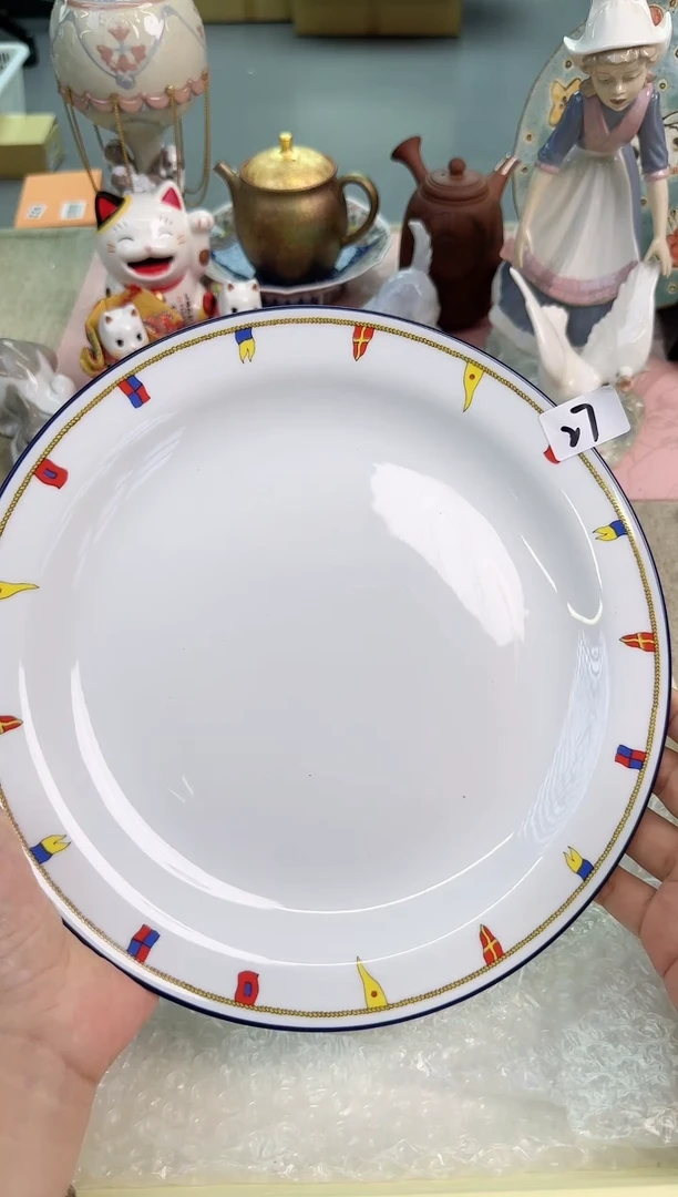 瓷片泡泡家的瓷器真好看