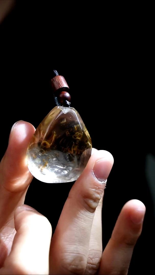 吊坠(赠链)未镶嵌水晶水晶