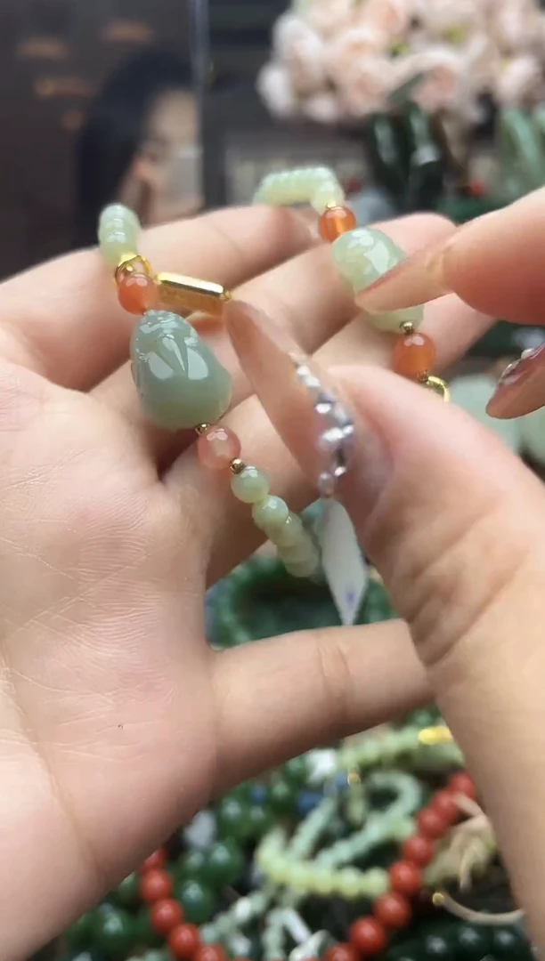 颈饰未镶嵌和田玉未镶嵌和田玉吊坠多样性拍一发一