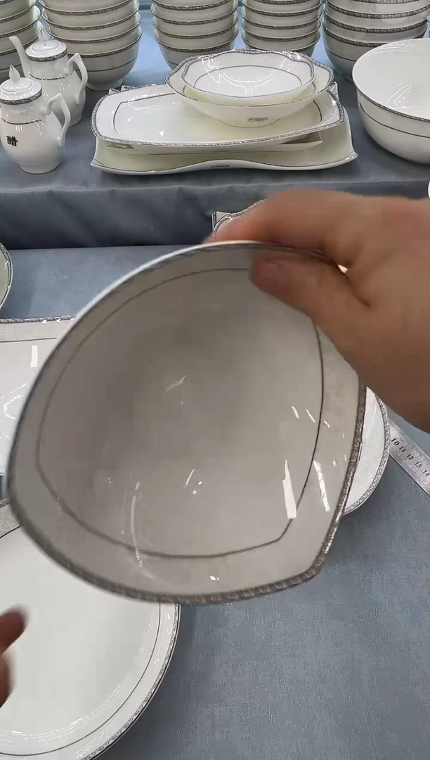 骨瓷玲珑6三角2个