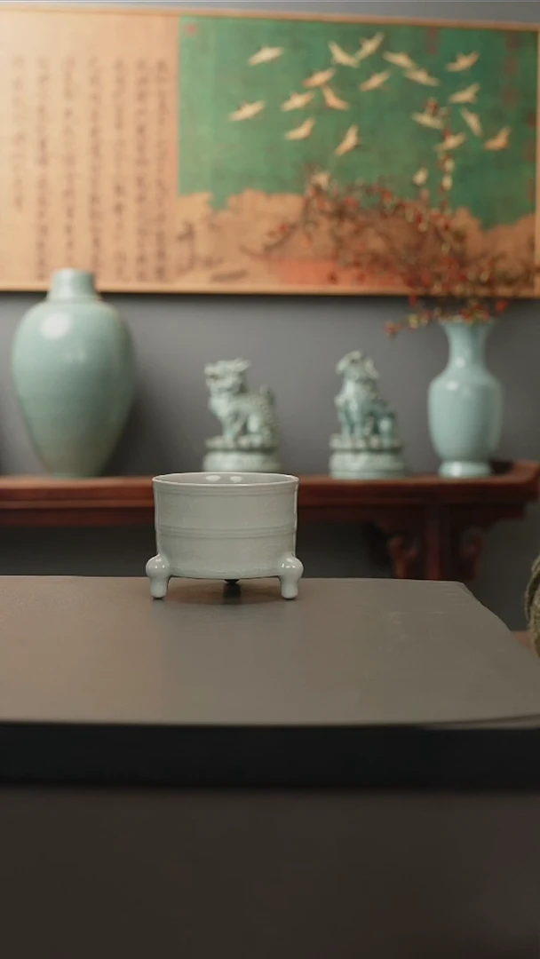 原产地原矿    三足杯