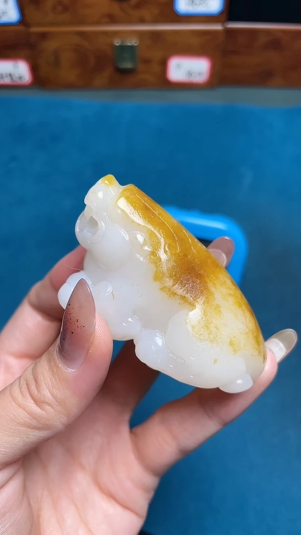 和田玉未镶嵌挂件和田玉