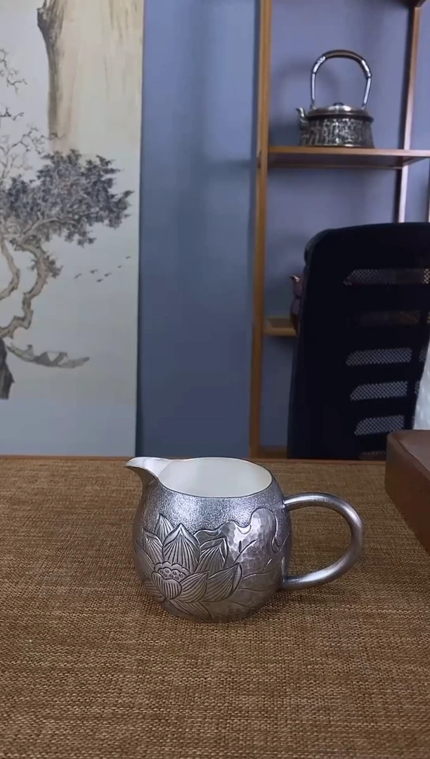 不二银工荷花公杯