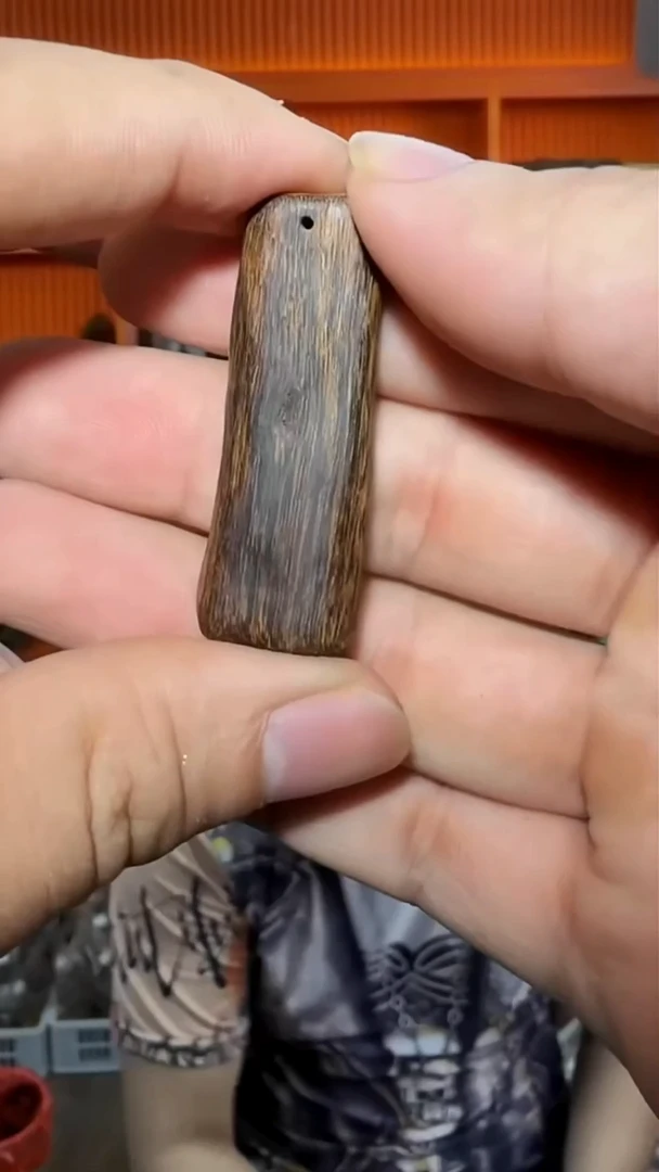 沉香吊坠77号多样性发一