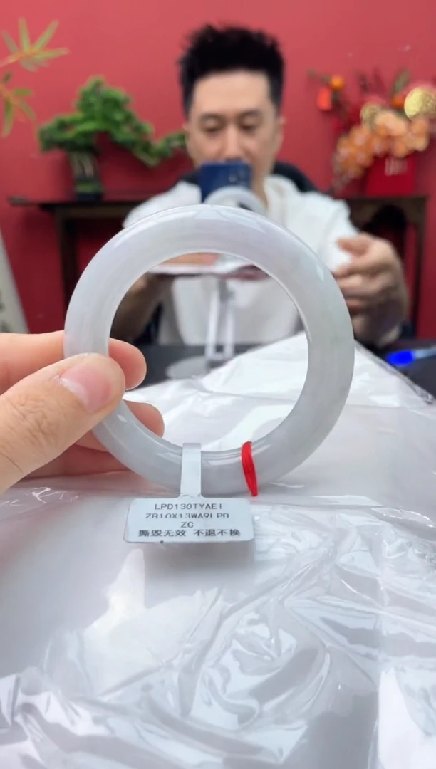 未镶嵌手镯翡翠6