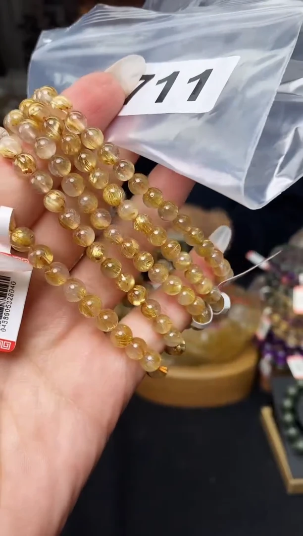 【闪购商品】水晶手串未镶嵌711多样性发其一