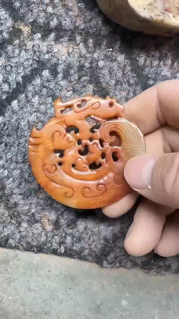 未镶嵌和田玉挂件1